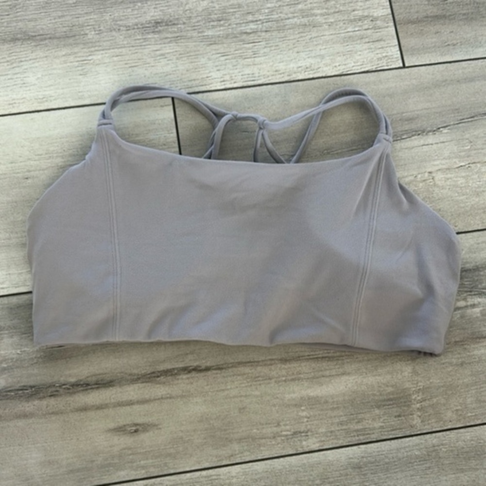 Athleta lavender sports bra size medium